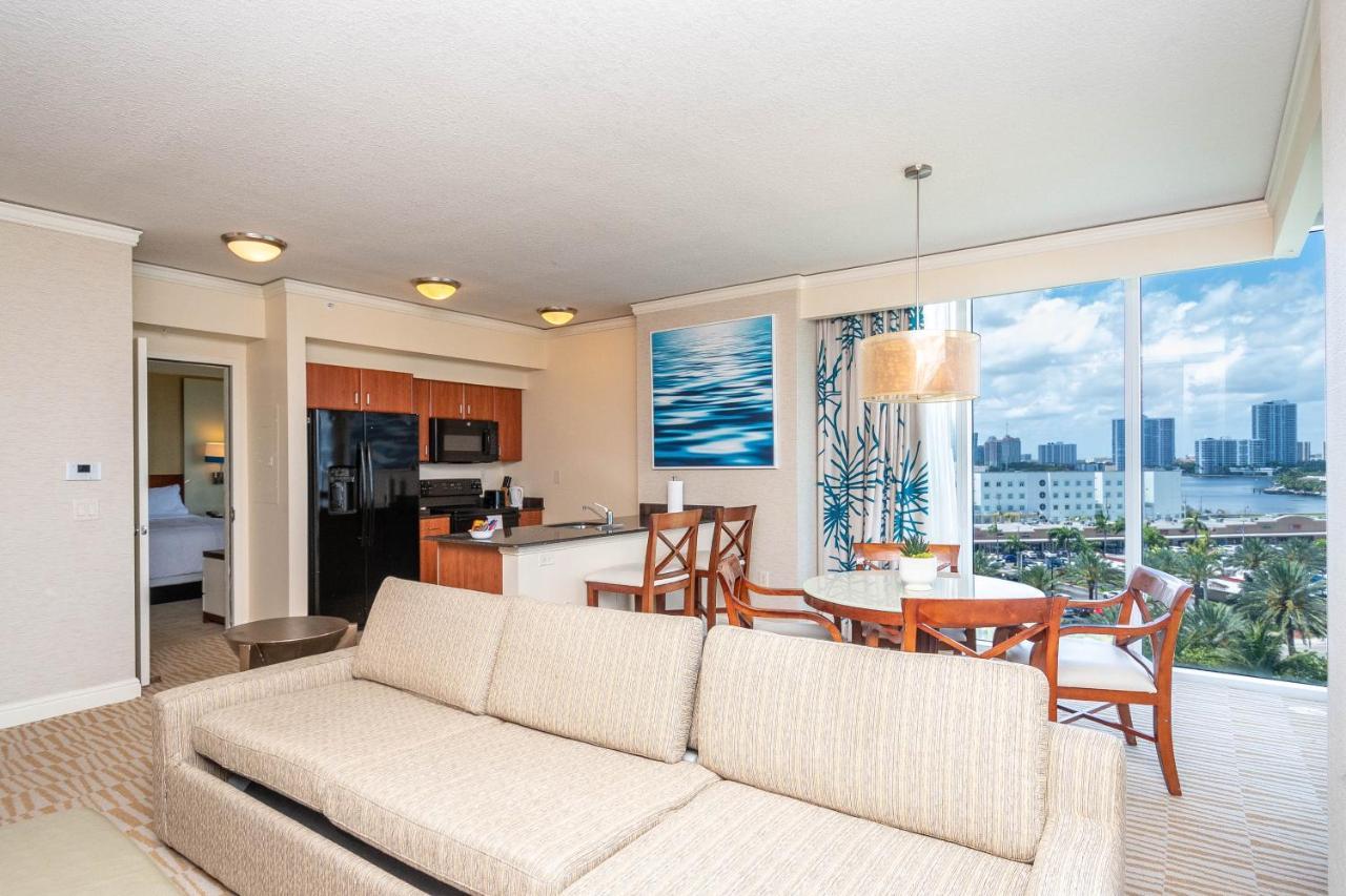 Trump Intl 2 Bedroom Apartment 1600 Sqf Ocean And Bay View Sunny Isles Beach Luaran gambar