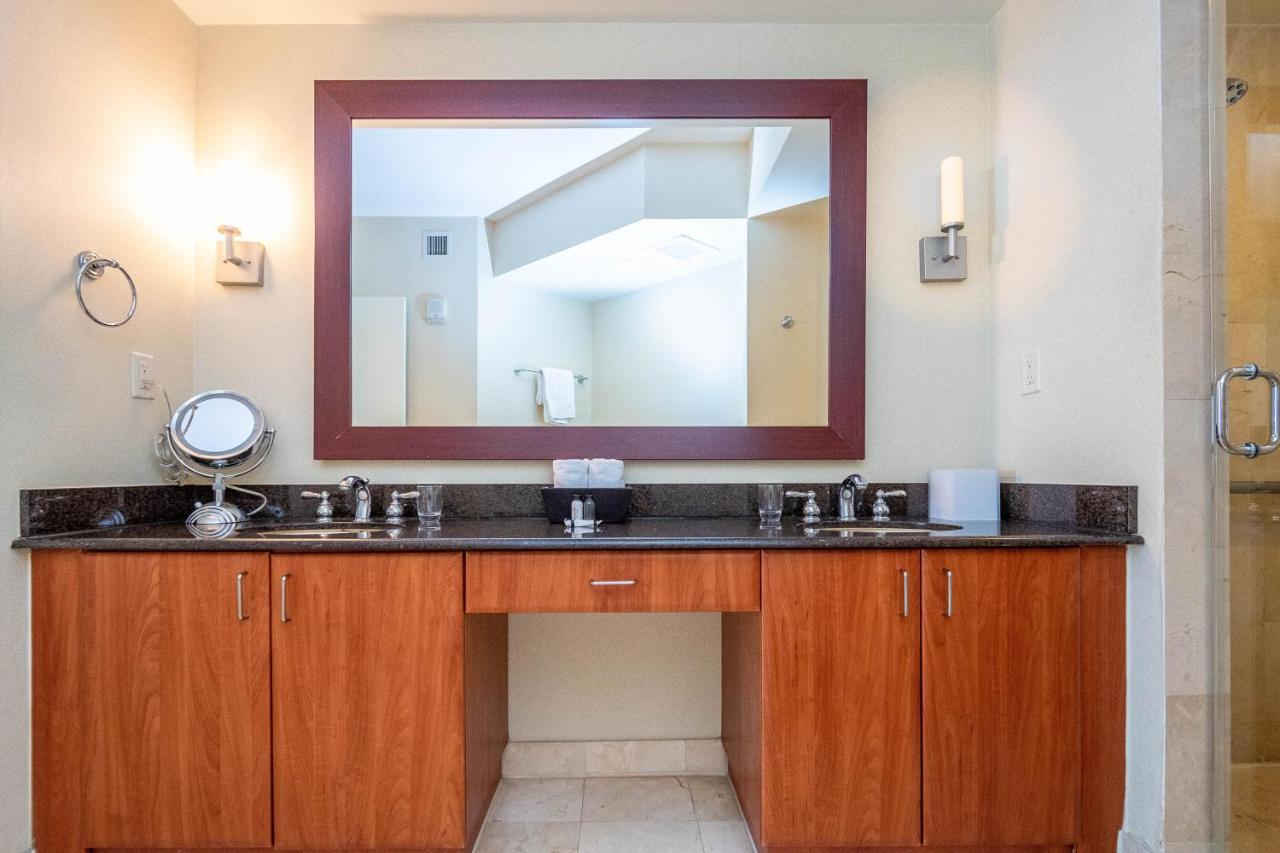 Trump Intl 2 Bedroom Apartment 1600 Sqf Ocean And Bay View Sunny Isles Beach Luaran gambar