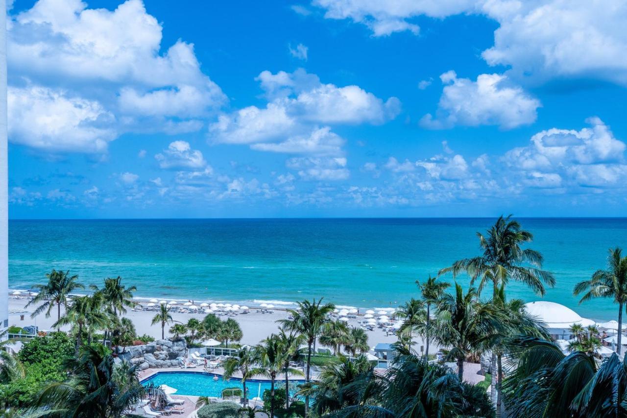 Trump Intl 2 Bedroom Apartment 1600 Sqf Ocean And Bay View Sunny Isles Beach Luaran gambar